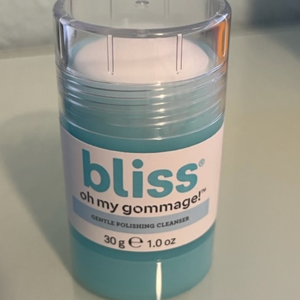 NWT bliss Gentle Cleanser Roller